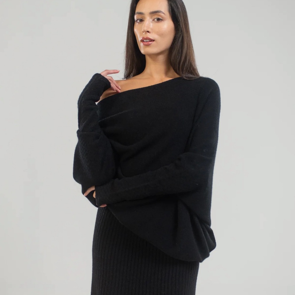 Jaki of London asymmetrical sweater